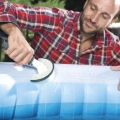 Lay-z Spa Lay-Z-Spa All In One Cleaning Tool Set -B and M Store 366522 lay z spa all in one cleaning tool set 4